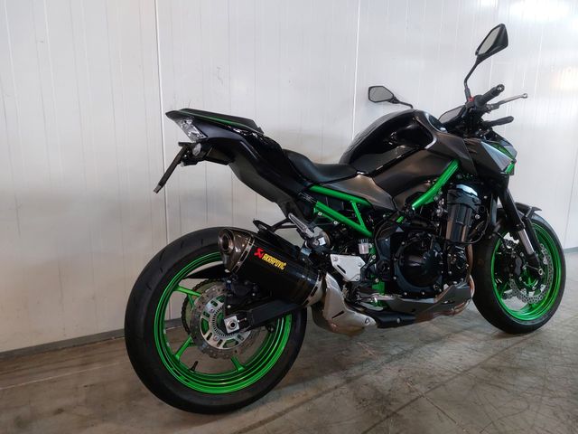 kawasaki - z900