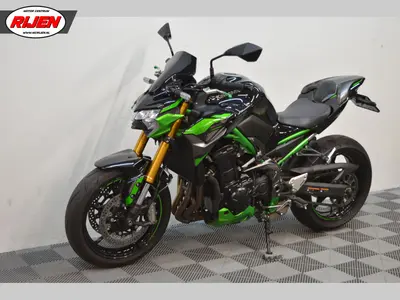 KAWASAKI Z900 SE PERFORMANCE – foto 4