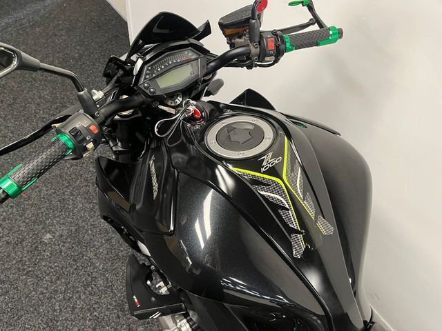 kawasaki - z1000-abs