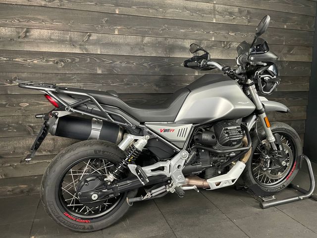 moto-guzzi - v-85-tt