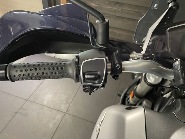 moto-guzzi - v-85-tt