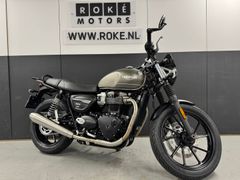 TRIUMPH STREET TWIN