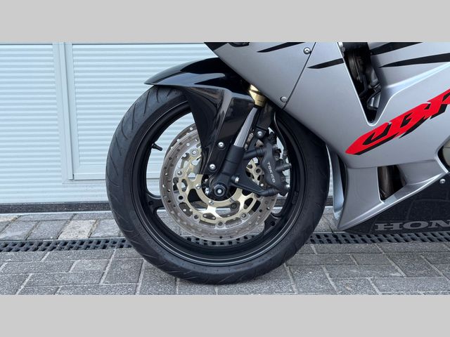 honda - cbr-600-rr