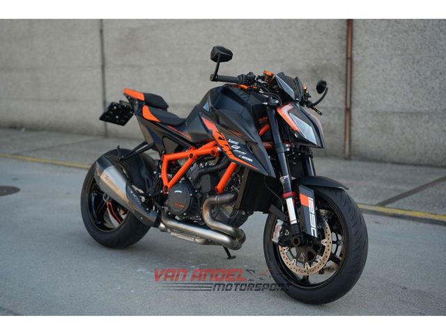 ktm - 1290-super-duke-r