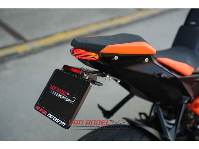 ktm - 1290-super-duke-r