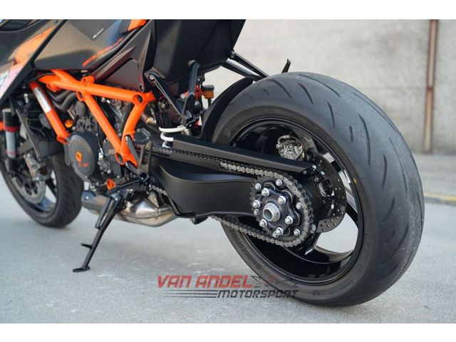 ktm - 1290-super-duke-r