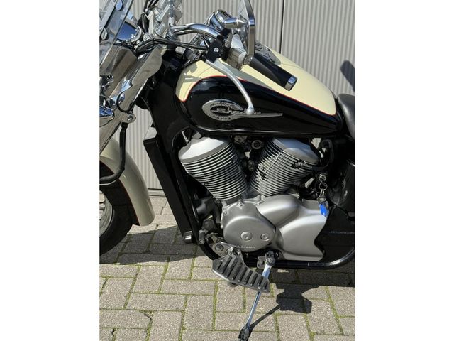 honda - vt-750-c2-shadow-ace