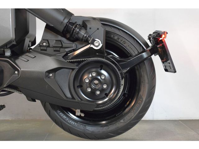 bmw - ce-04