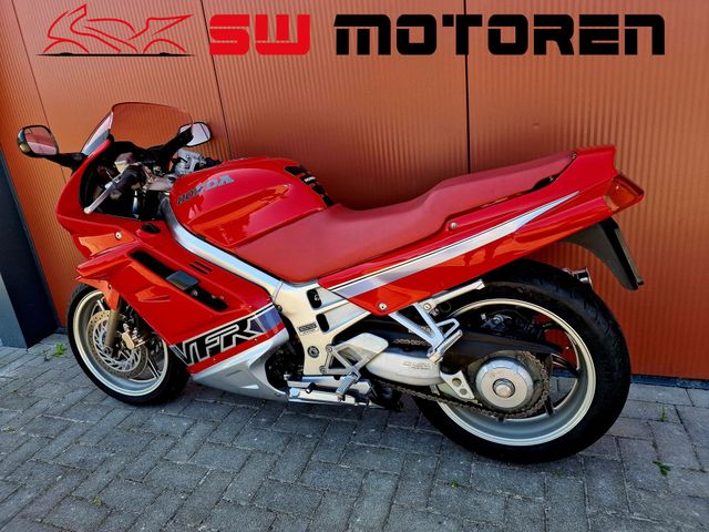 honda - vfr-750-f