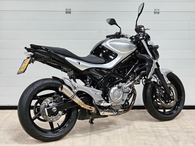 suzuki - sfv-650-gladius