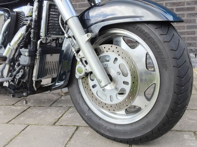 suzuki - vl-1500-lc-intruder