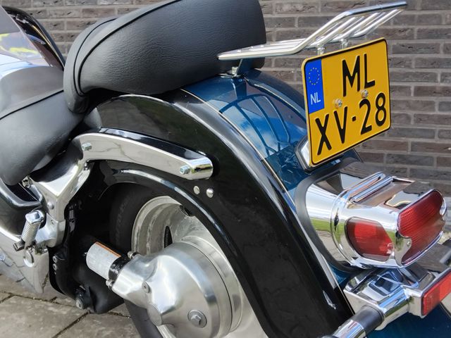 suzuki - vl-1500-lc-intruder