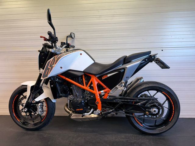 ktm - 690-duke-abs