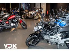Yamaha Xmax 300 Techmax+ 2026 nieuw – foto 11 van 22