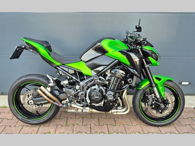 kawasaki - z900
