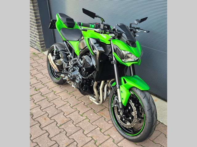 kawasaki - z900