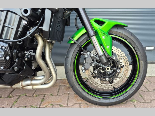 kawasaki - z900