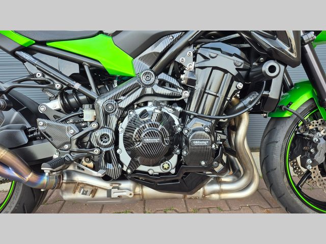 kawasaki - z900