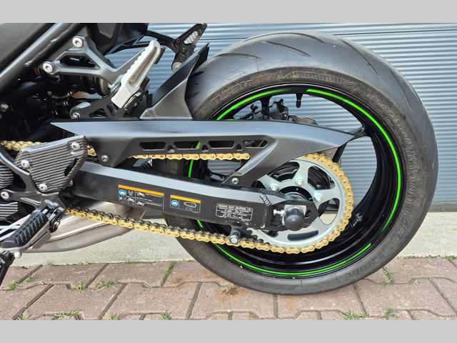 kawasaki - z900