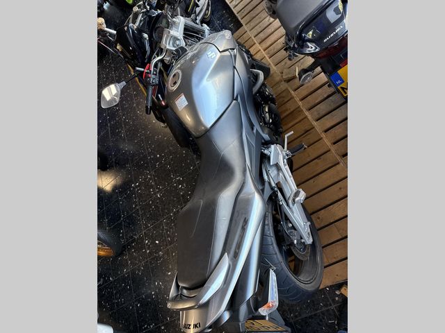 suzuki - gsr-600-a