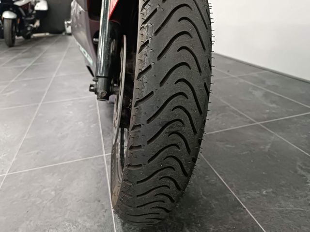 kawasaki - gpx-600