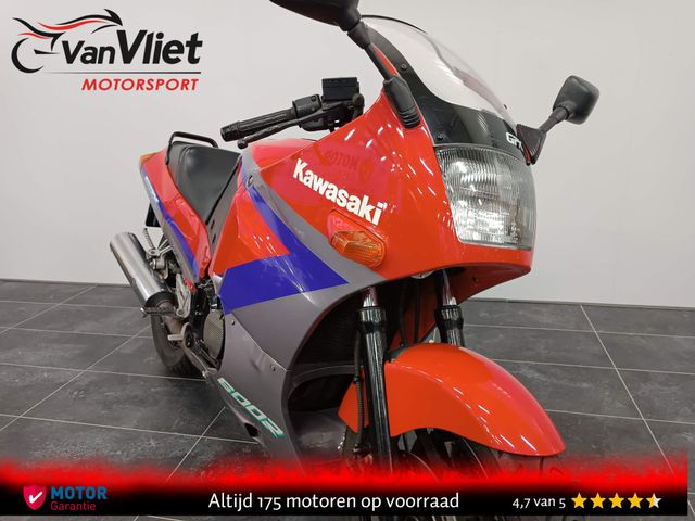 kawasaki - gpx-600