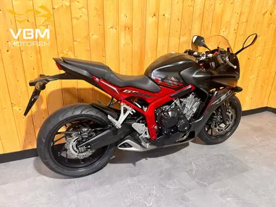 HONDA CBR 650 F – foto 3
