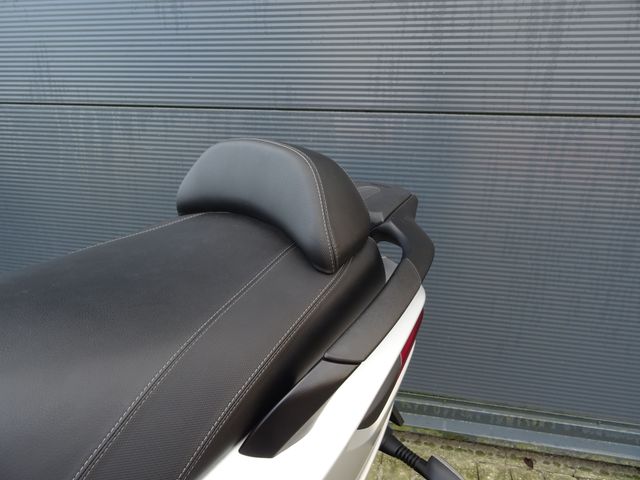 piaggio - mp3-400-hpe-sport