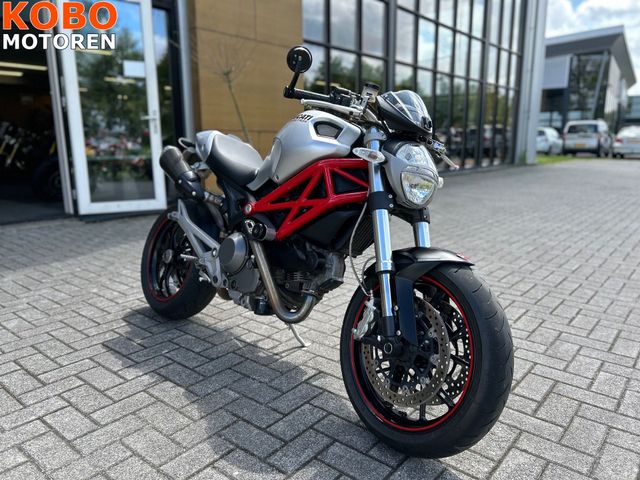 ducati - m-1100