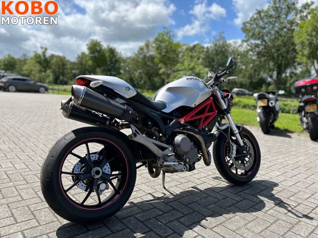 ducati - m-1100