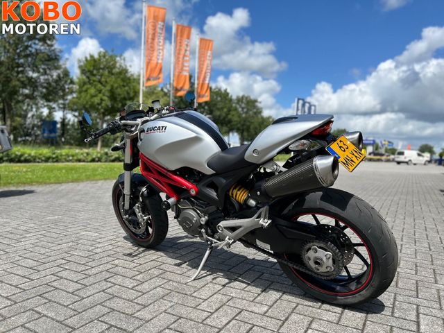 ducati - m-1100