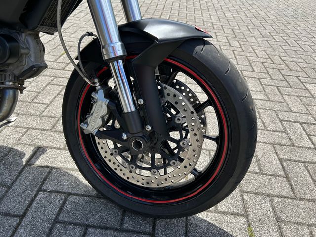 ducati - m-1100