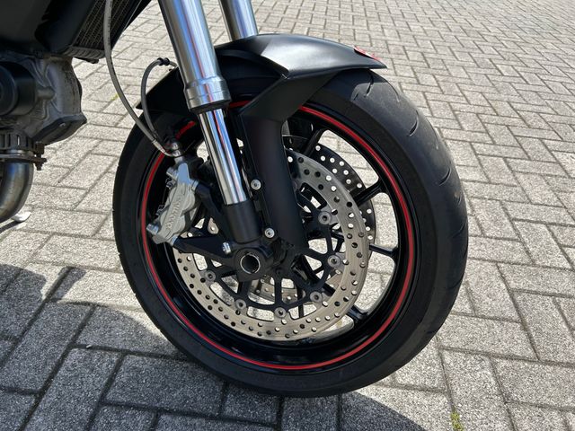 ducati - m-1100