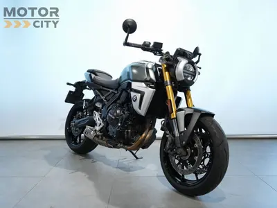 SUZUKI GSX-8T – foto 2