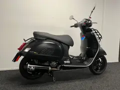 Vespa GTS Super Tech 300 HPE 2022 occasion – foto 6 van 24