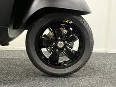 Vespa GTS Super Tech 300 HPE 2022 occasion – foto 7 van 24