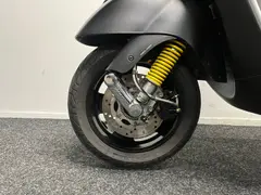 Vespa GTS Super Tech 300 HPE 2022 occasion – foto 20 van 24