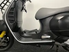 Vespa GTS Super Tech 300 HPE 2022 occasion – foto 21 van 24