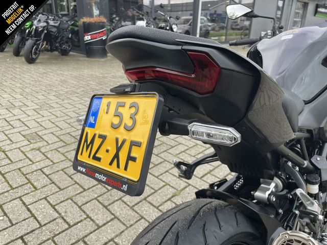 kawasaki - z900