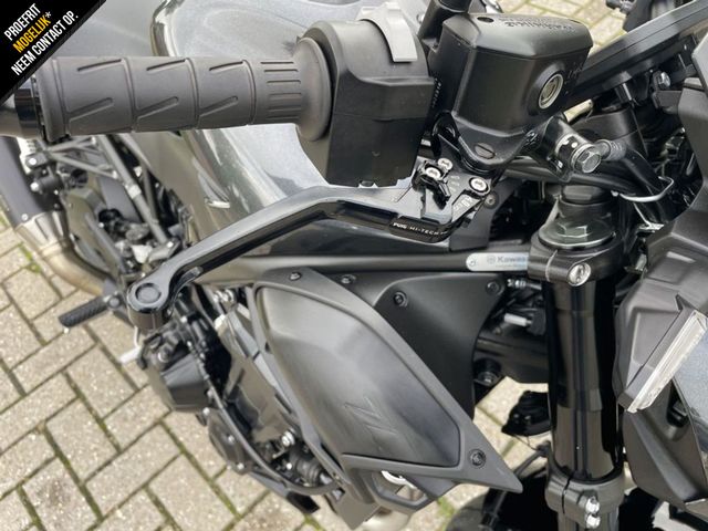 kawasaki - z900