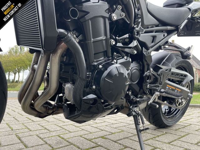 kawasaki - z900