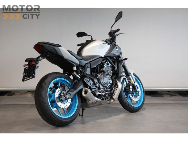 yamaha - mt-07-y-amt