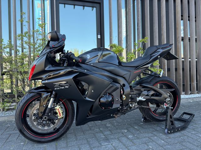 suzuki - gsx-r-1100