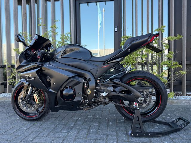suzuki - gsx-r-1100