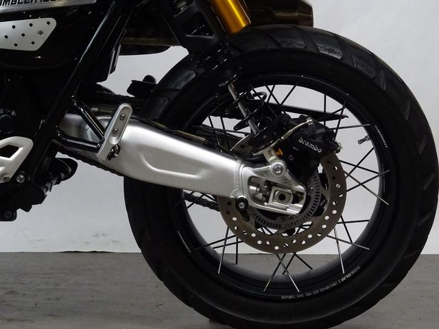 triumph - scrambler-1200-xc