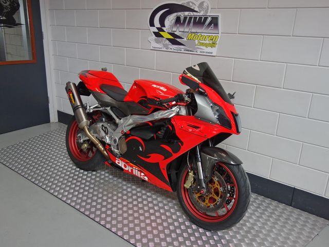 aprilia - rsv-1000-r