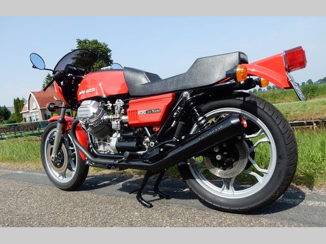 moto-guzzi - 850-le-mans-1