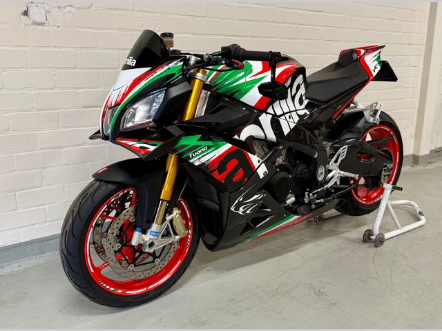 aprilia - tuono--v4-1100-factory