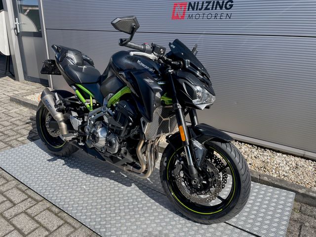 kawasaki - z900