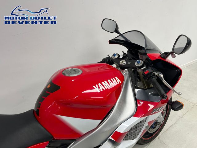 yamaha - yzf-r1